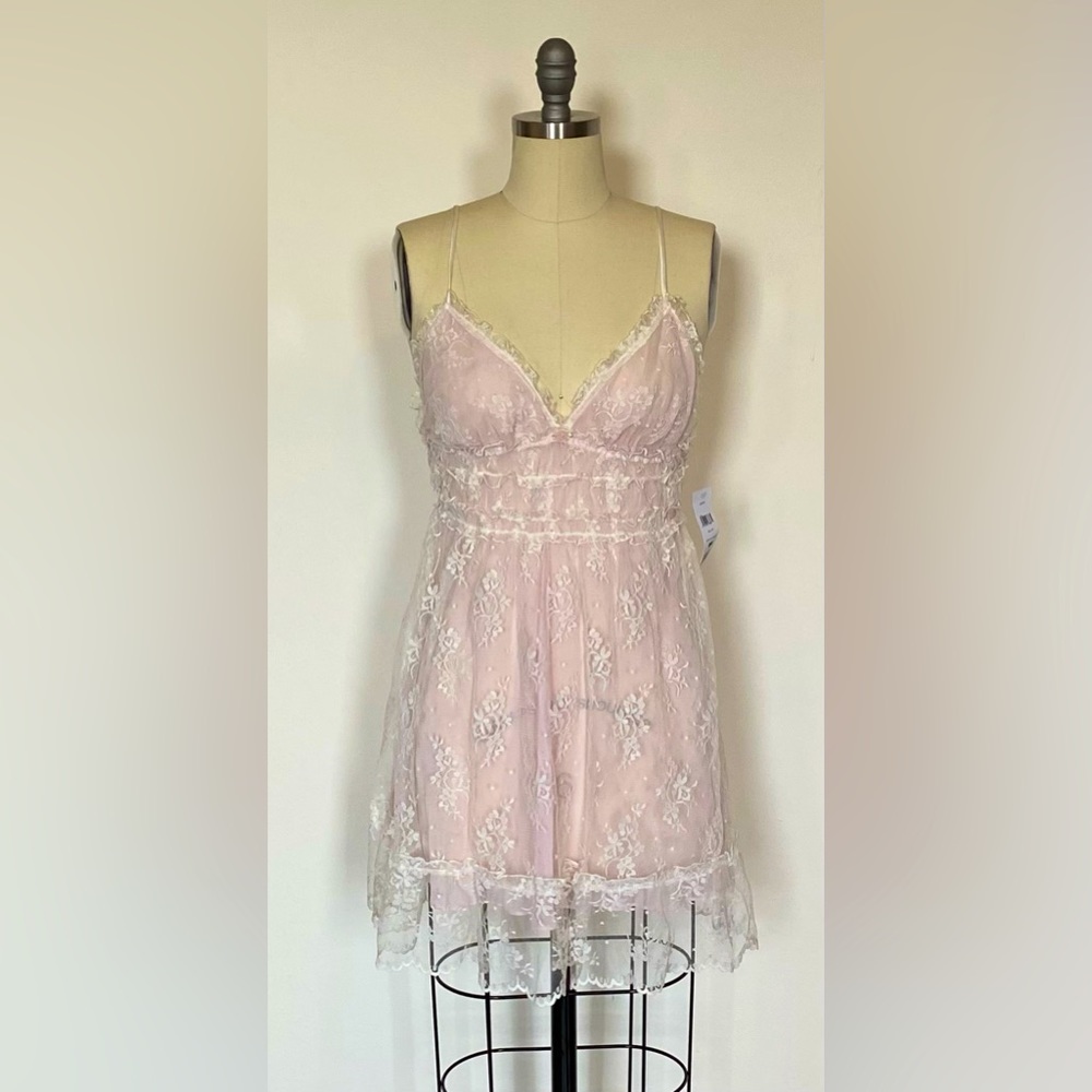 NWT Oscar de la Renta Pink Label Seductive Moments nightgown pink white lace Lg